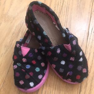Tom’s Toddler Shoes Size T8 - Black w/ white/red/pink polka dots